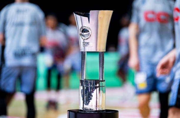 上更具确定 上更具确定