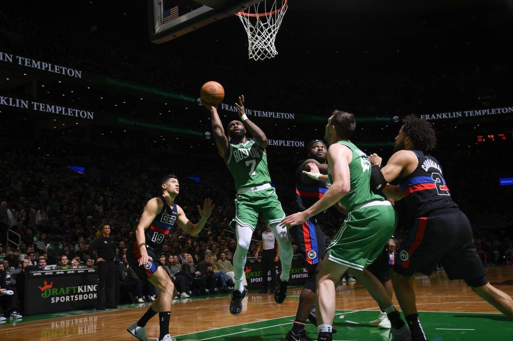 火爆表现冲 火爆表现冲